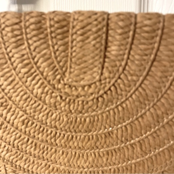 Natural Tan a.n.a. Woven Straw Purse Bag Clutch Convertible Strap - Picture 3 of 5